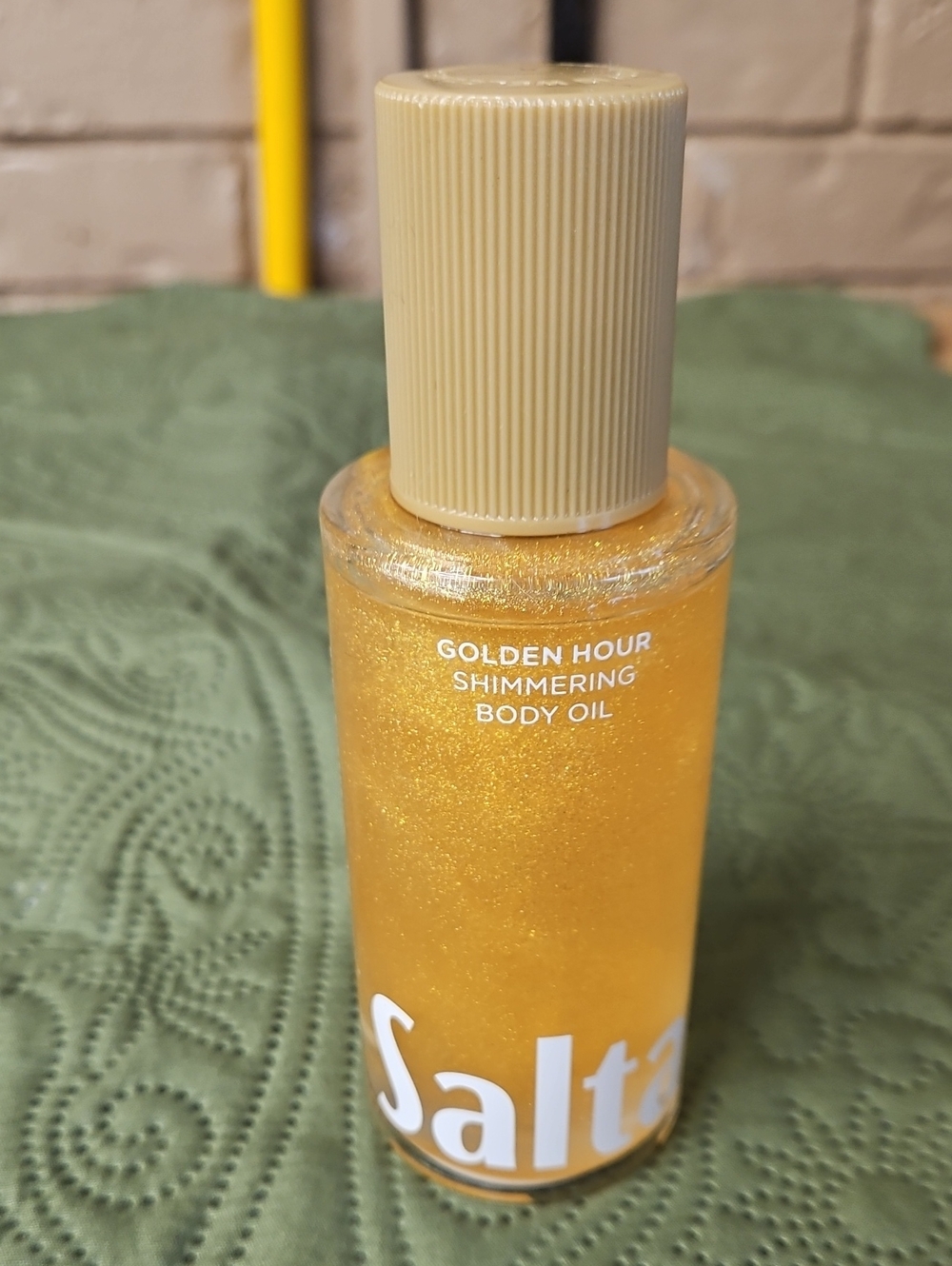 Saltz Golden Shimmer Body Oil - Gold